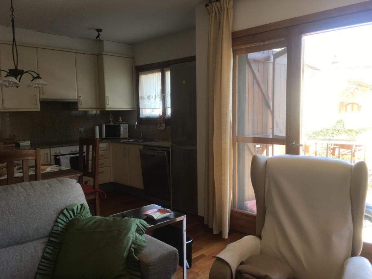 Apartament Flamisell Pobleta de Bellvehí Exteriör bild